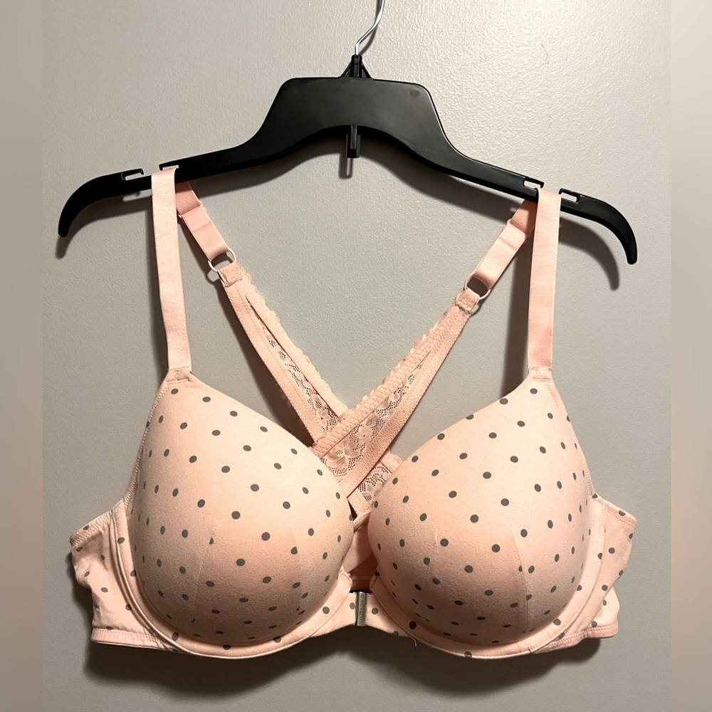 Lane Bryant- Cacique- Front Close- Criss Cross Back- Pink Polka Dot Bra- Sz 44C